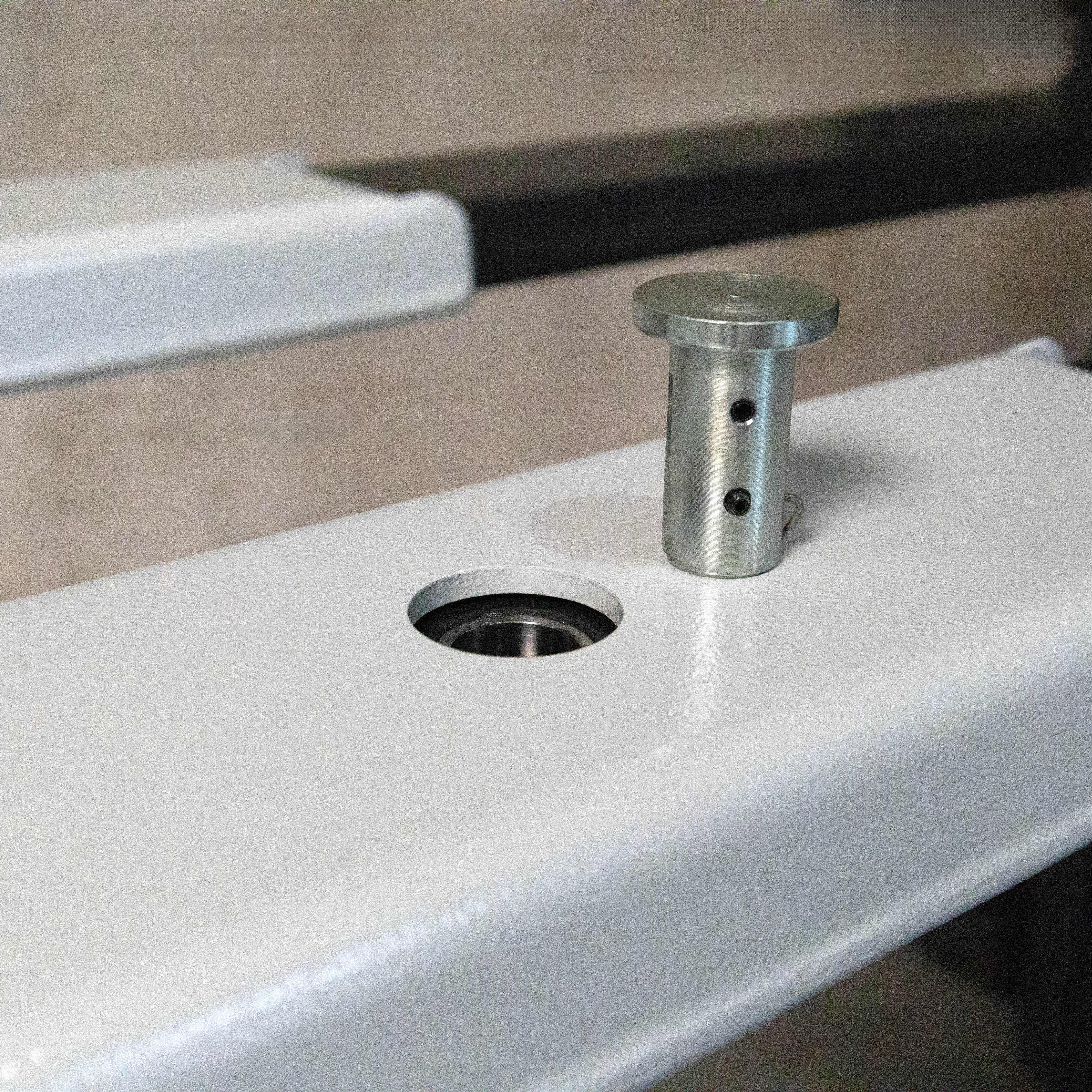 Aufnahmehaken der ManuTel G2 Teleskopgabelzinken zur Montage am Gabelträger